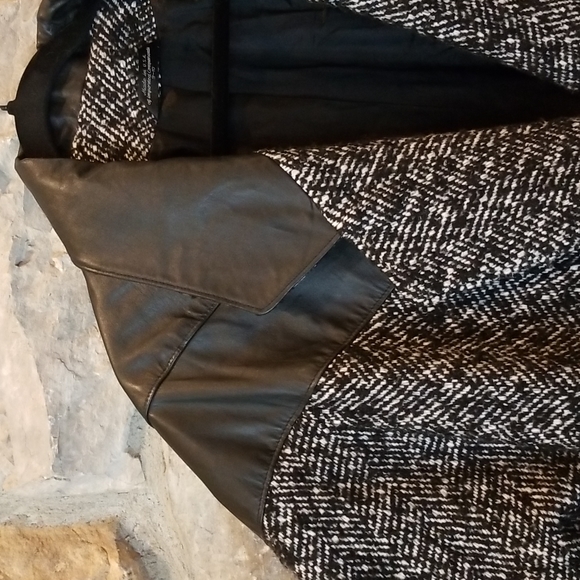 Leather & Tweed Coat ♥ - Picture 2 of 10